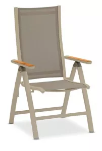 Складное кресло на металлокаркасе