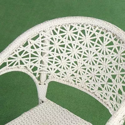 Комплект обеденный белый из искусственного ротанга стол и 2 крес Комплект обеденный белый из искусственного ротанга стол и 2 крес