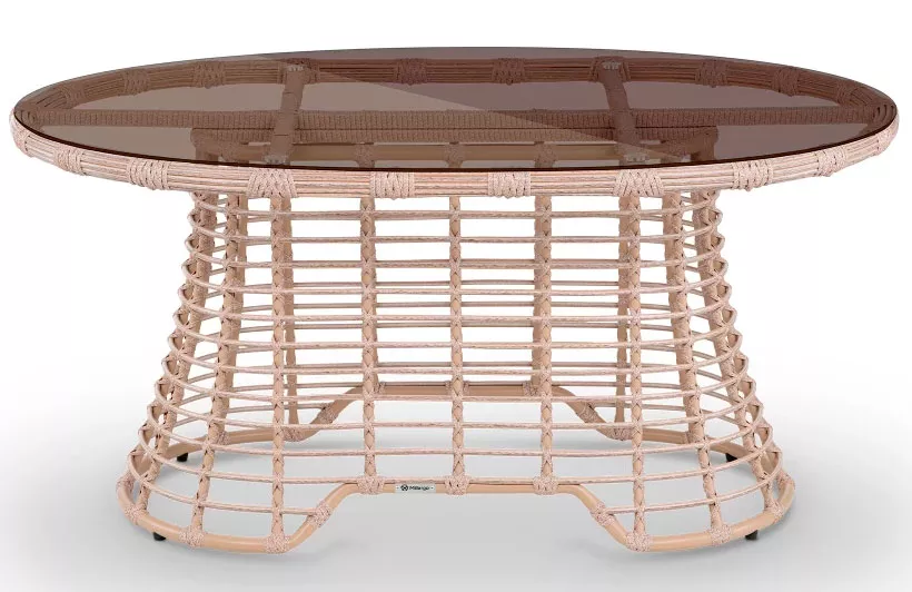Прочный каркас и стиль. Закажите стол из иск. ротанга!