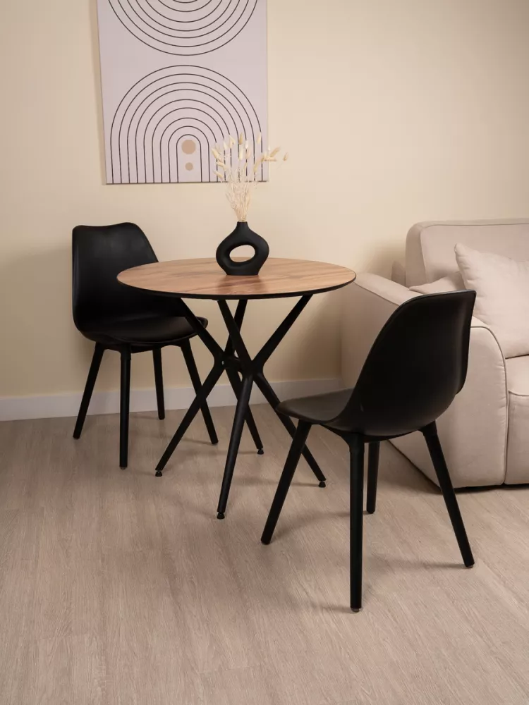 Обеденная группа из пластика и ЛДСП стол 80 см Обеденная группа из пластика и ЛДСП стол 80 см