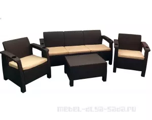 Пластиковая мебель с имитацией ротанга