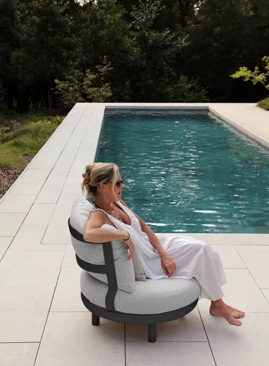 Алюминиевый комплект лаунж мебели антрацит/серый Алюминиевый комплект лаунж мебели антрацит/серый