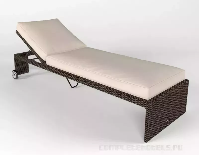 Лежаки плетеные из искусственного ротанга с колесами